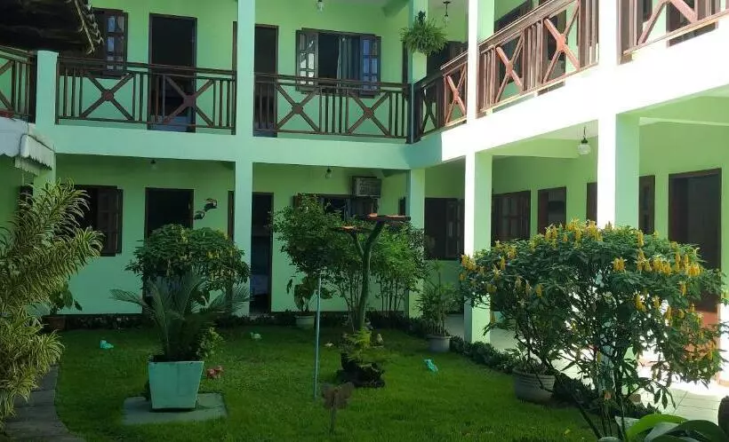 スタンダード４人部屋, Pousada Farol Dos Borbas