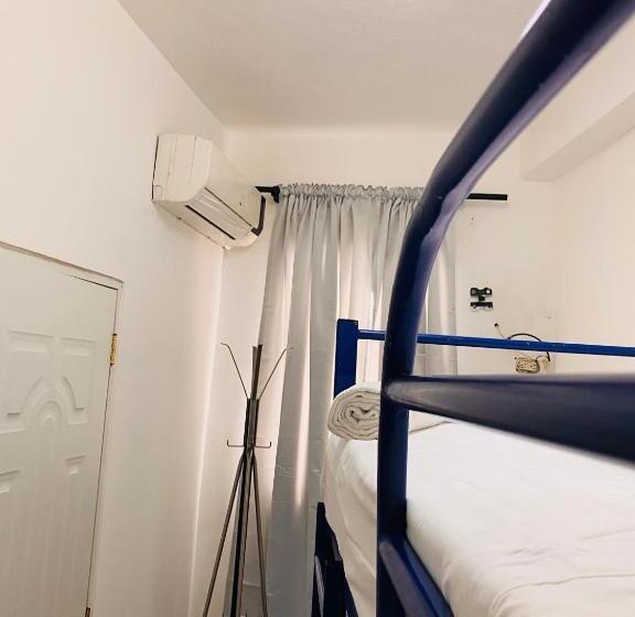 اتاق اکونومی یک تخته, Rig Casa Conde