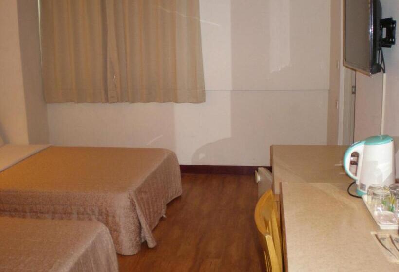 اتاق استاندارد چهار تخته, Riverside