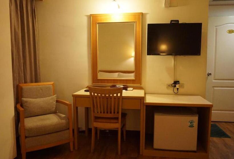 اتاق خانوادگی, Riverside