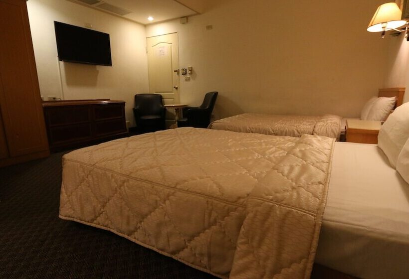 اتاق خانوادگی, Riverside