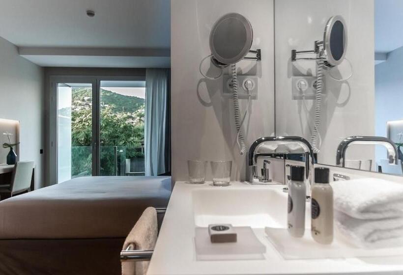 Номер Стандарт, Sorli Emocions