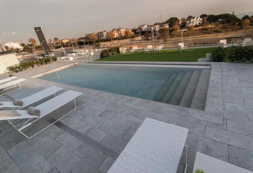 Номер Стандарт, Sorli Emocions