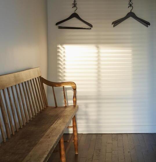 غرفة قياسية سرير كينج, The Dean Hotel, An Ash