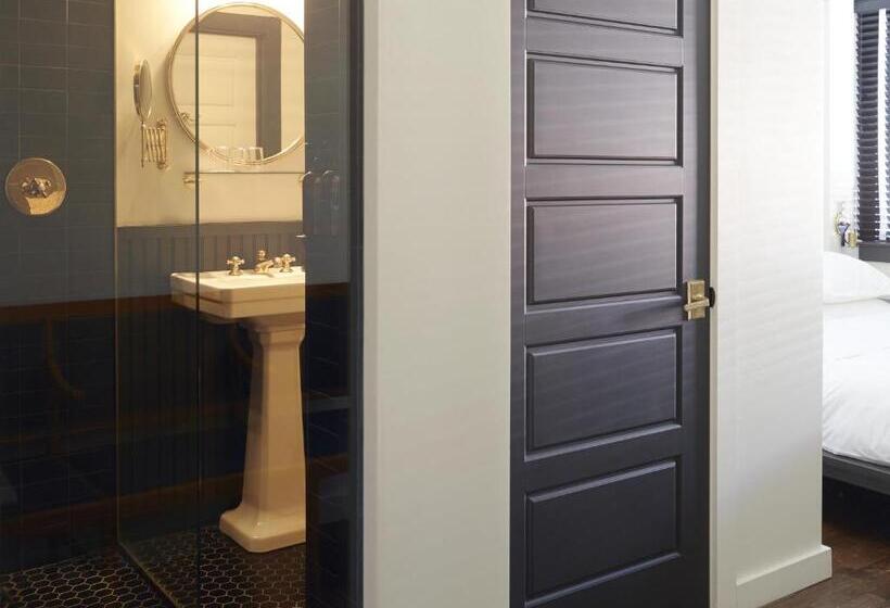 غرفة قياسية سرير كينج, The Dean Hotel, An Ash