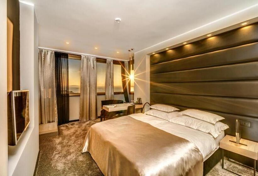 디럭스 룸 바다 전망, The View Luxury Rooms