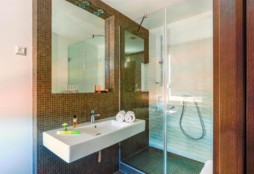 수피리어 룸 측면 바다 전망, The View Luxury Rooms