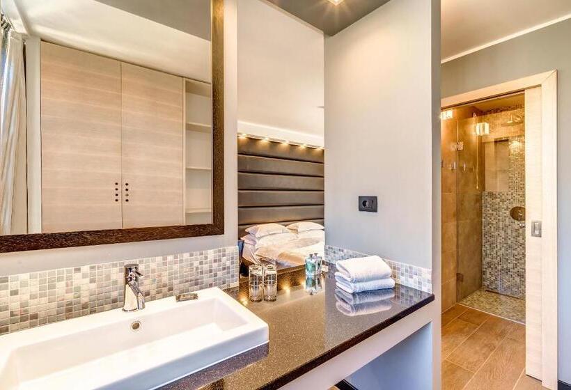 스위트 도시 전망, The View Luxury Rooms