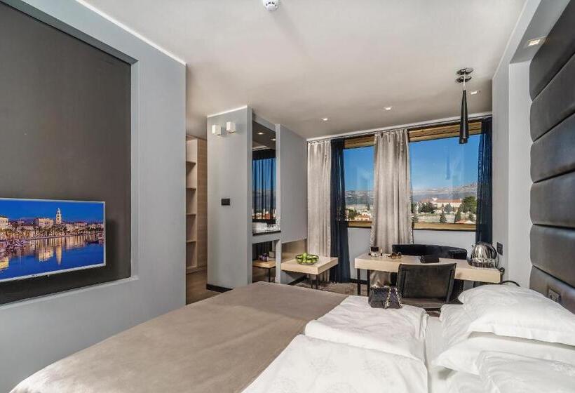 스위트 도시 전망, The View Luxury Rooms