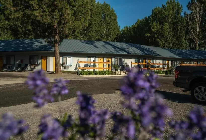 家族用バンガロー, Columbia Point Resort