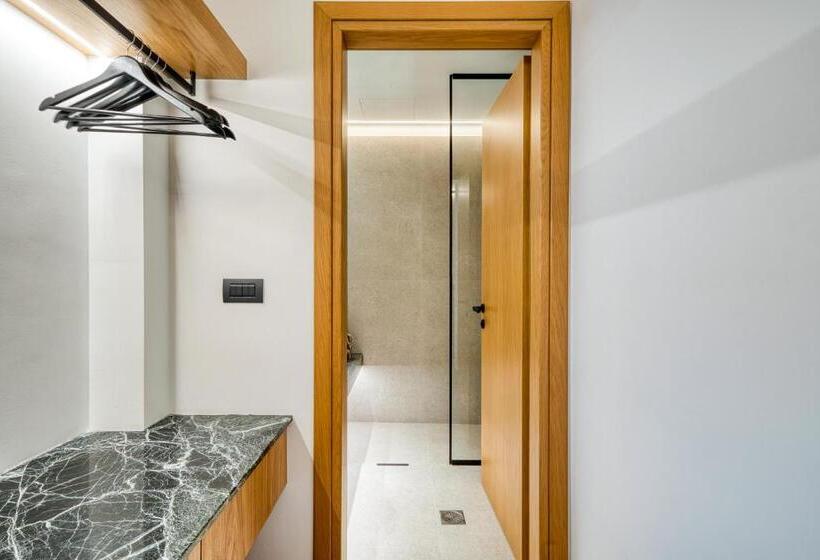 가든 전망 주니어 스위트, Capital Luxury Suites