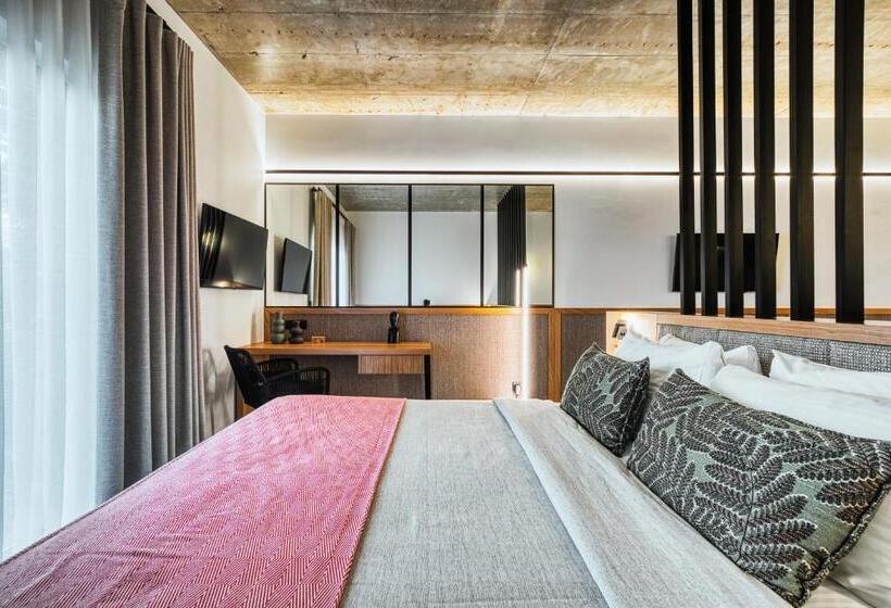 가든 전망 주니어 스위트, Capital Luxury Suites