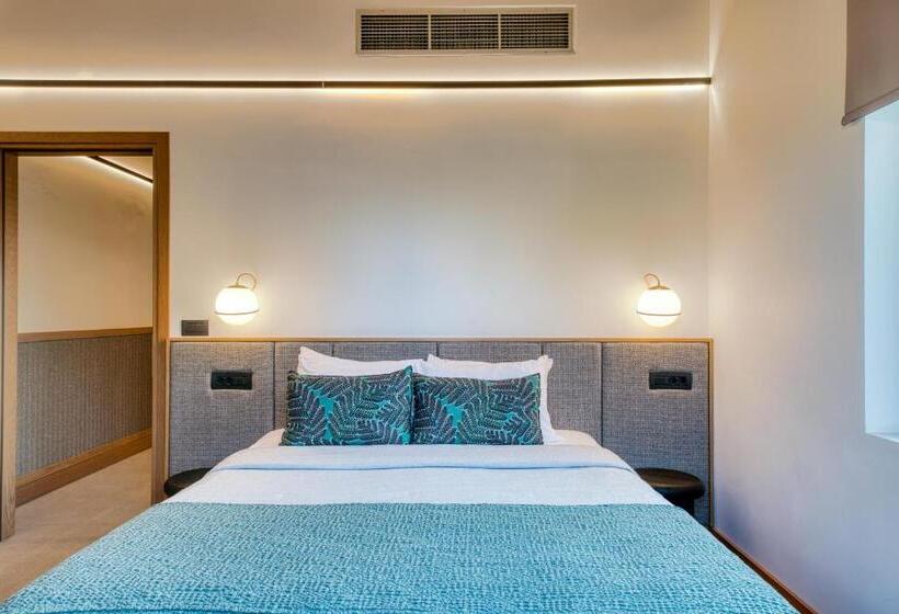 디럭스 스위트, Capital Luxury Suites