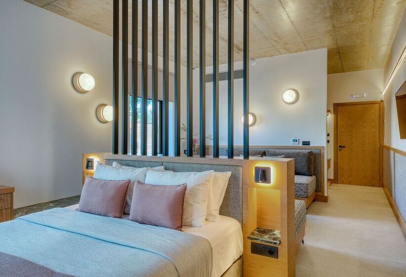 Люкс Повышенной Комфортности, Capital Luxury Suites