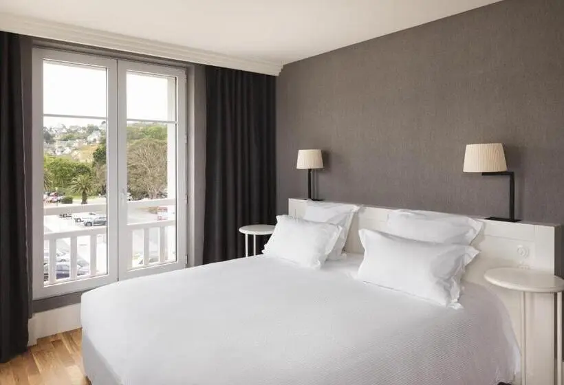 Standard-huone Sivuttainen Merinäkymä, Grand Hôtel Perros Guirec