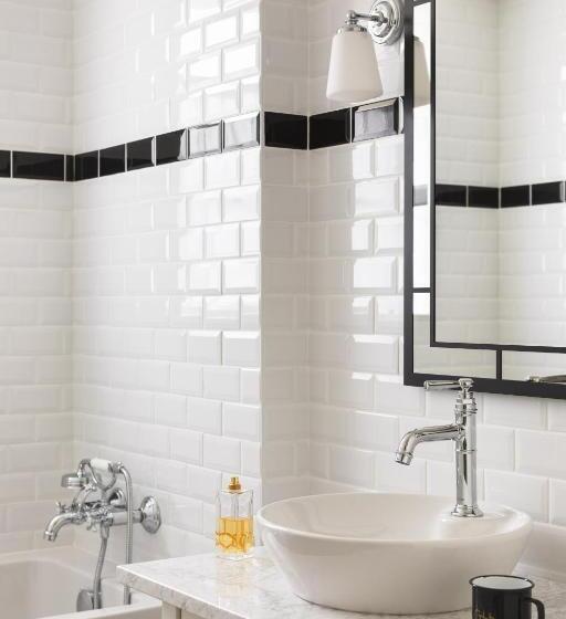 غرفة قياسية إطلالة جانبية علي البحر, Grand Hôtel Perros Guirec