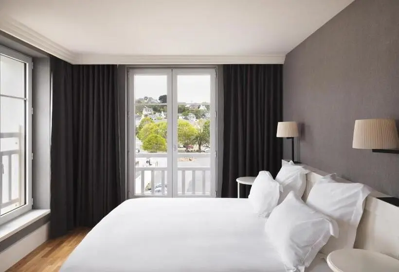 Standard-huone Sivuttainen Merinäkymä, Grand Hôtel Perros Guirec