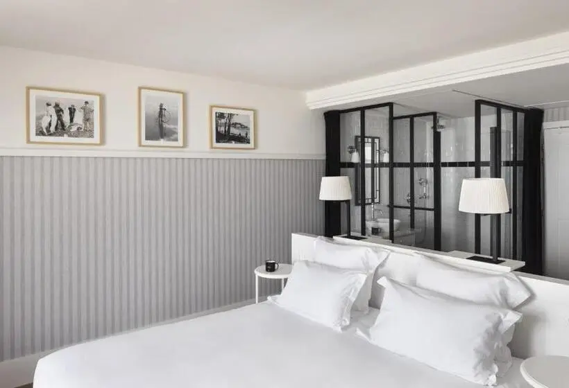 Superior-huone Merinäkymä Parveke, Grand Hôtel Perros Guirec