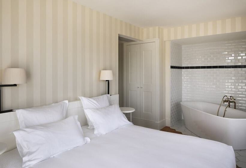Люкс, Grand Hôtel Perros Guirec