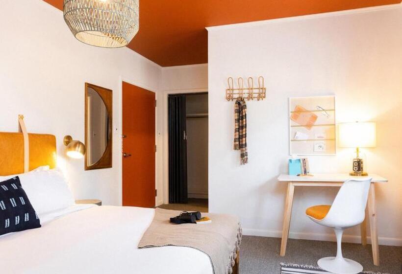 חדר סטנדרט עם מיטת קינג, The Darby