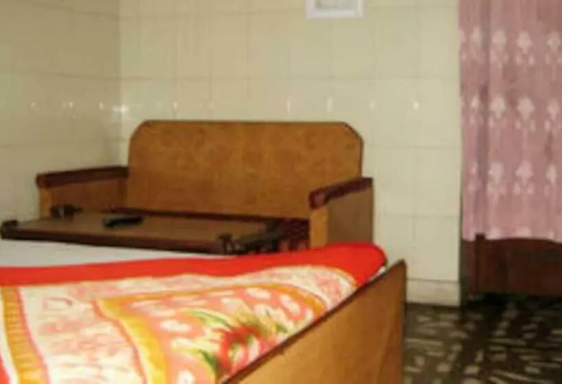 Deluxe-huone, Grg Kunj Residency Mathura Near Railway Juction 950m