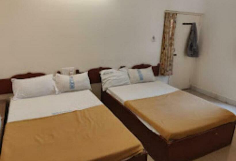 豪华三人间, Mysore Mahalakshmis