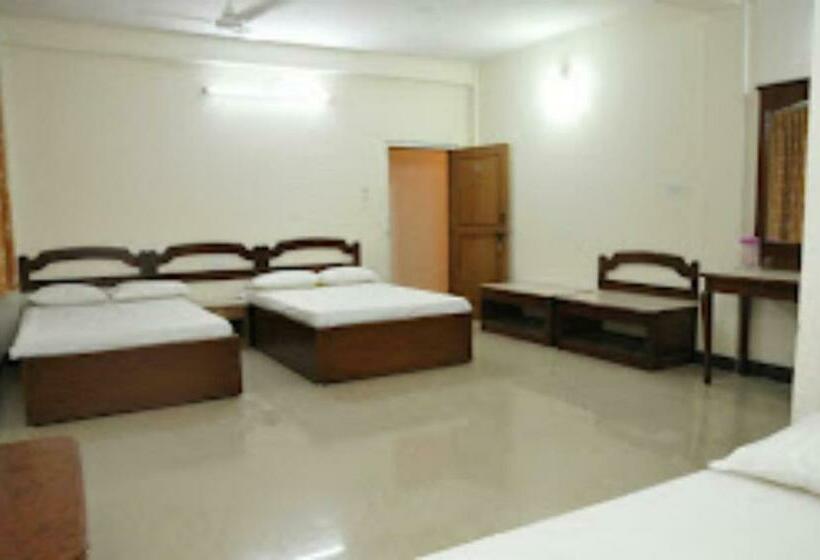 豪华三人间, Mysore Mahalakshmis