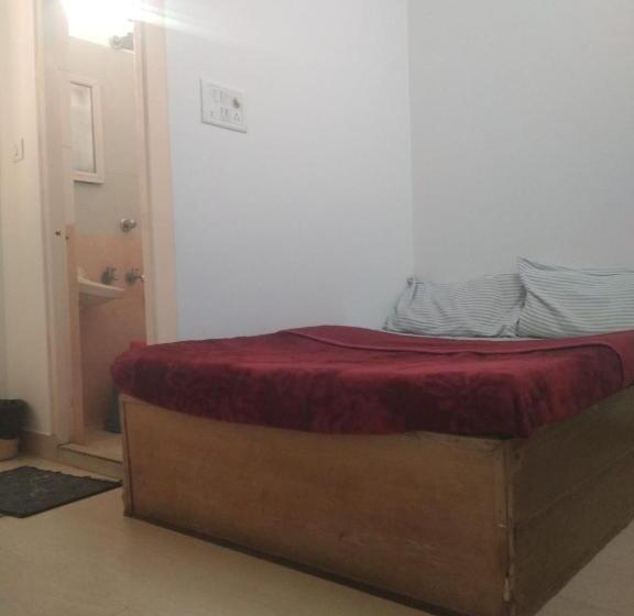 单人经济间, Mysore Mahalakshmis