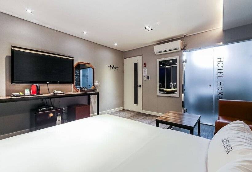 غرفة بريميوم, Tongyeong Hotel Hora