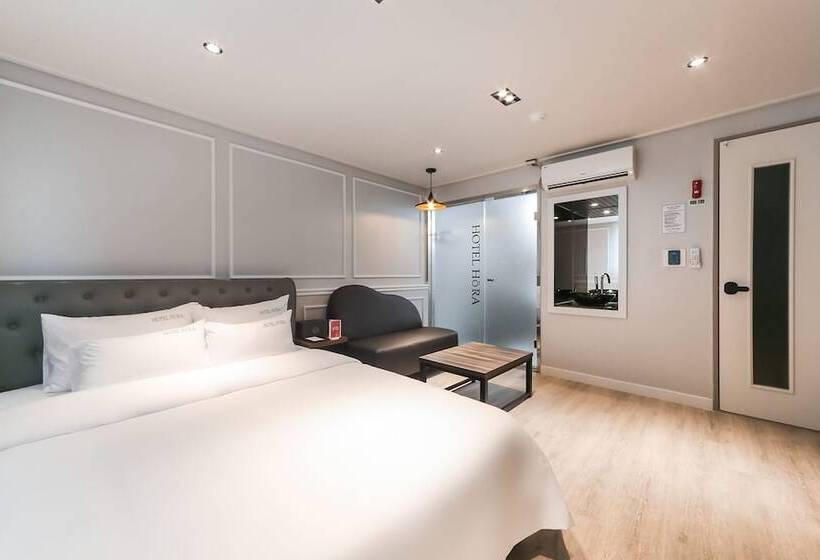 غرفة بريميوم, Tongyeong Hotel Hora