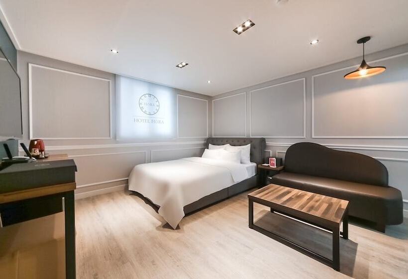 غرفة بريميوم, Tongyeong Hotel Hora
