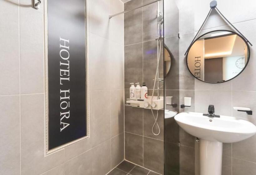 غرفة ديلوكس, Tongyeong Hotel Hora