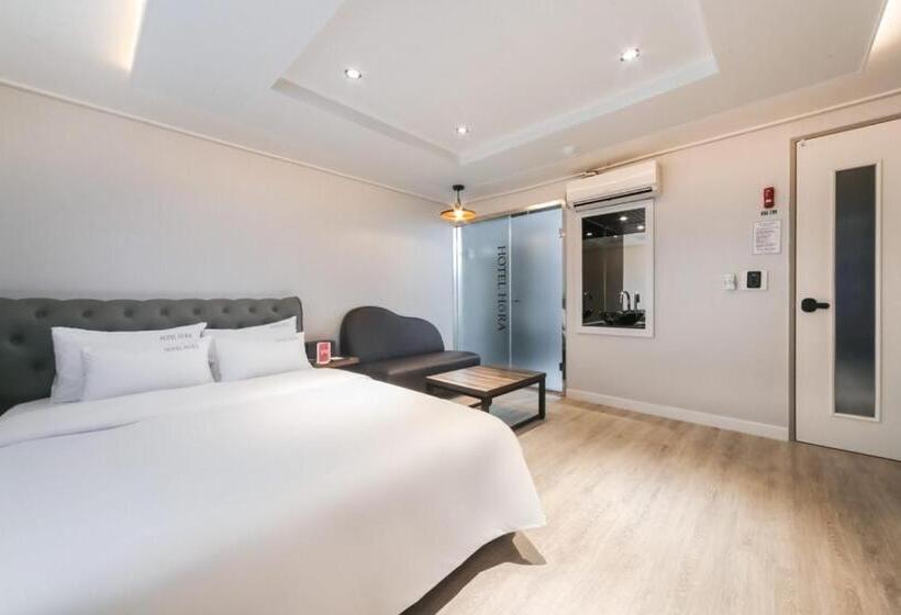 اتاق پرمیوم, Tongyeong Hotel Hora