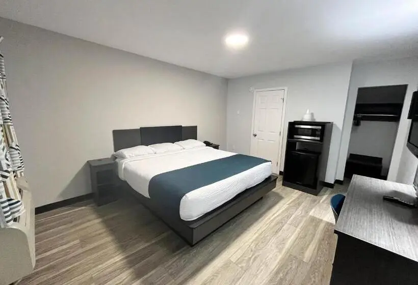 キングサイズベッドのスタンダードルーム, Motel 6 Williamstown