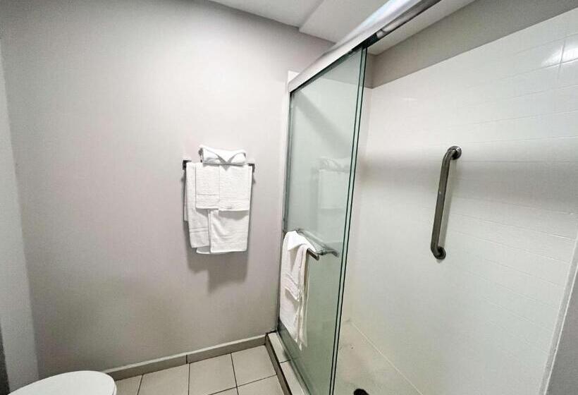 스탠다드 룸, Motel 6 Williamstown