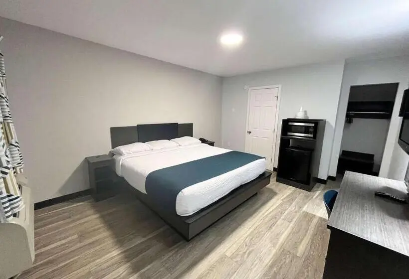 身障者適用キングサイズベッドルーム, Motel 6 Williamstown