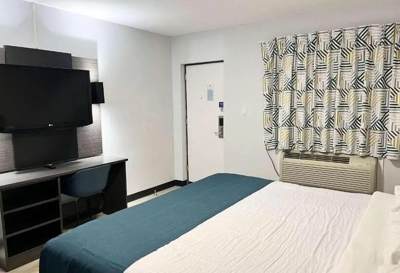 身障者適用キングサイズベッドルーム, Motel 6 Williamstown
