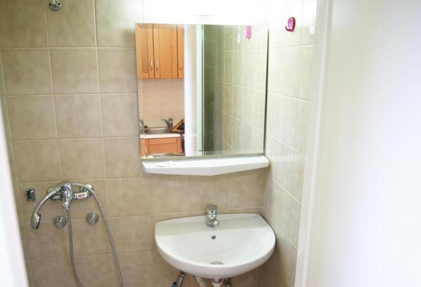 חדר סטודיו סטנדרד, Diamanti