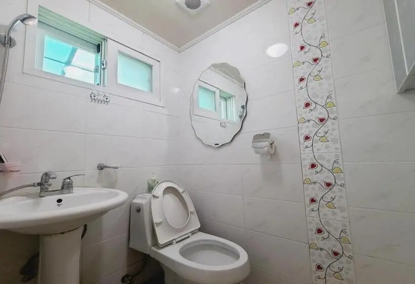 スタンダード４人部屋, Gapyeong Chorok Jeongwon Gyegok Dokchae Pension