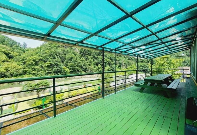 Chambre Standard, Gapyeong Chorok Jeongwon Gyegok Dokchae Pension