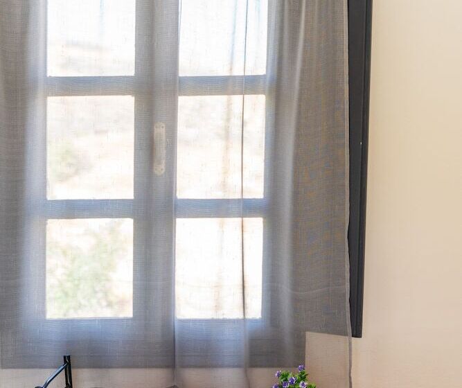 高级大房间, Soulis