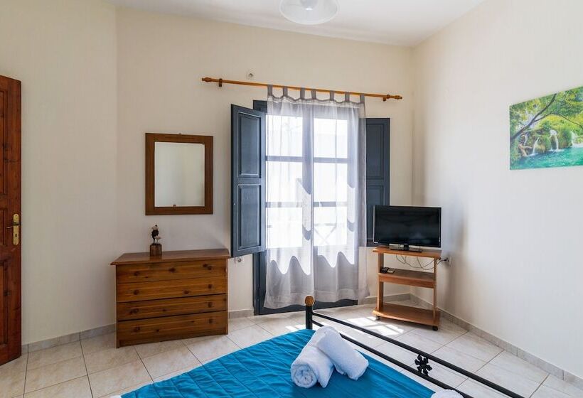 高级大房间, Soulis