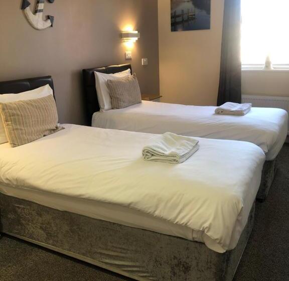 디럭스 룸, Queen Phillippa