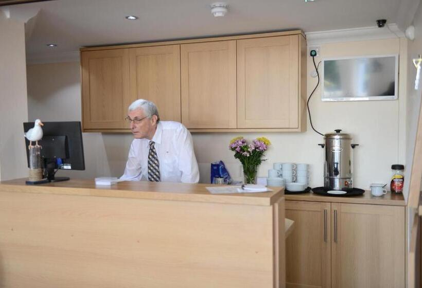 클래식 싱글 룸, Queen Phillippa