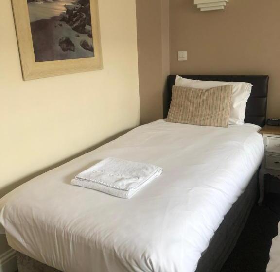 디럭스 패밀리 룸, Queen Phillippa