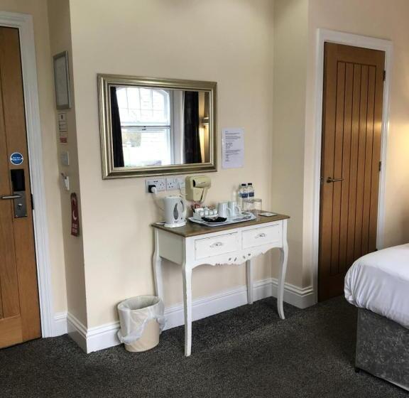 스탠다드 룸, Queen Phillippa