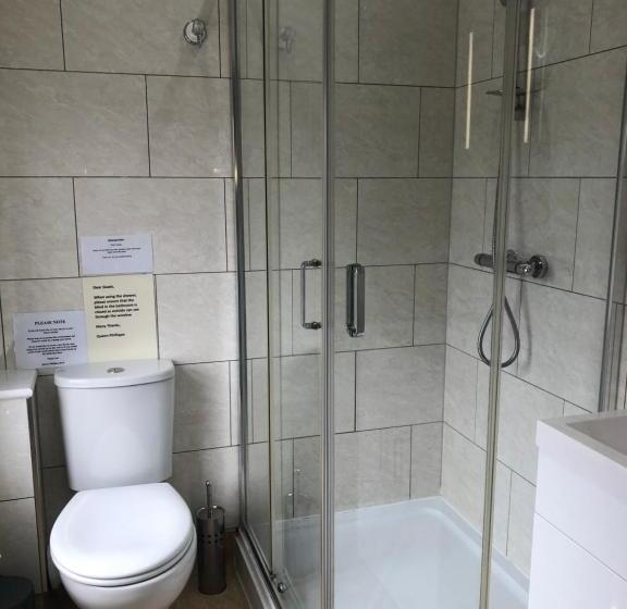 스탠다드 룸, Queen Phillippa