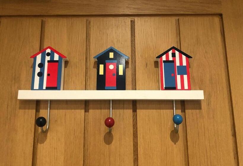 디럭스 패밀리 룸, Queen Phillippa