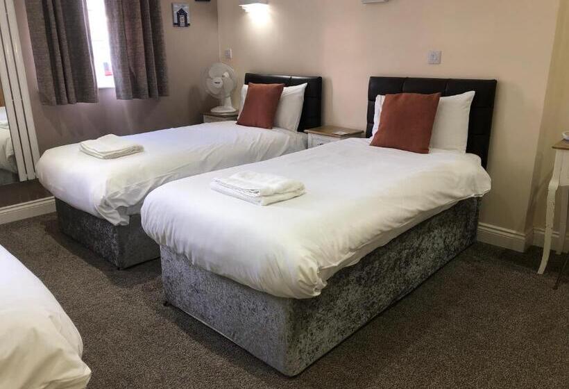 디럭스 패밀리 룸, Queen Phillippa