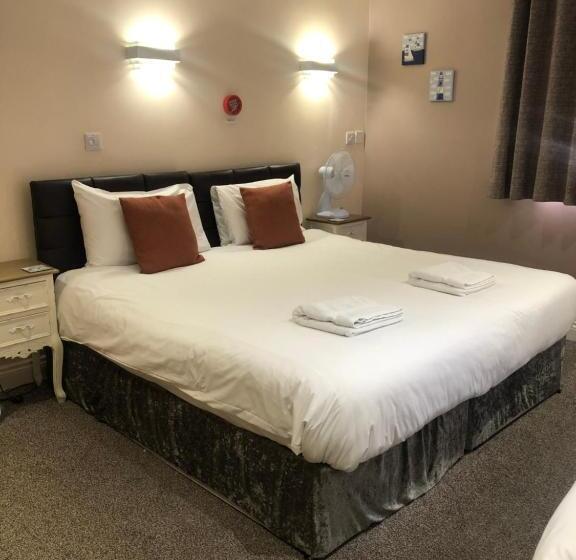 디럭스 패밀리 룸, Queen Phillippa